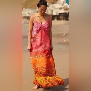 FARM RIO x ANTHROPOLOGIE PAISLEY COVERUP DRESS PINK ORANGE SIZE S NWT 
SOLD OUT